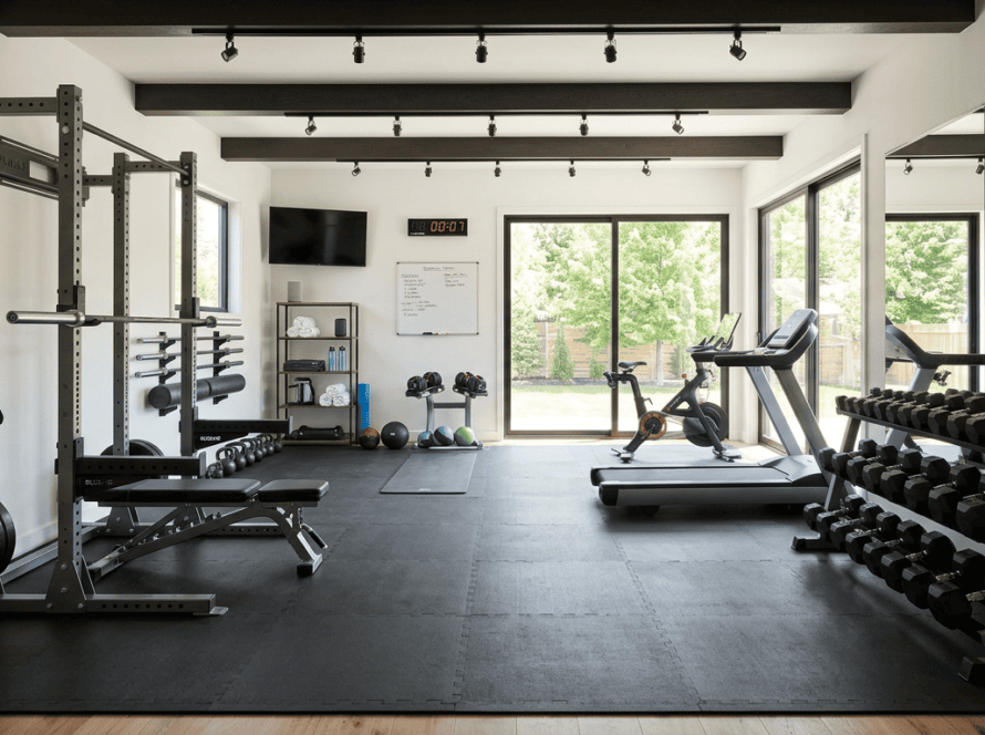 Home gym setup in Dubai apartment 2026 small space big results